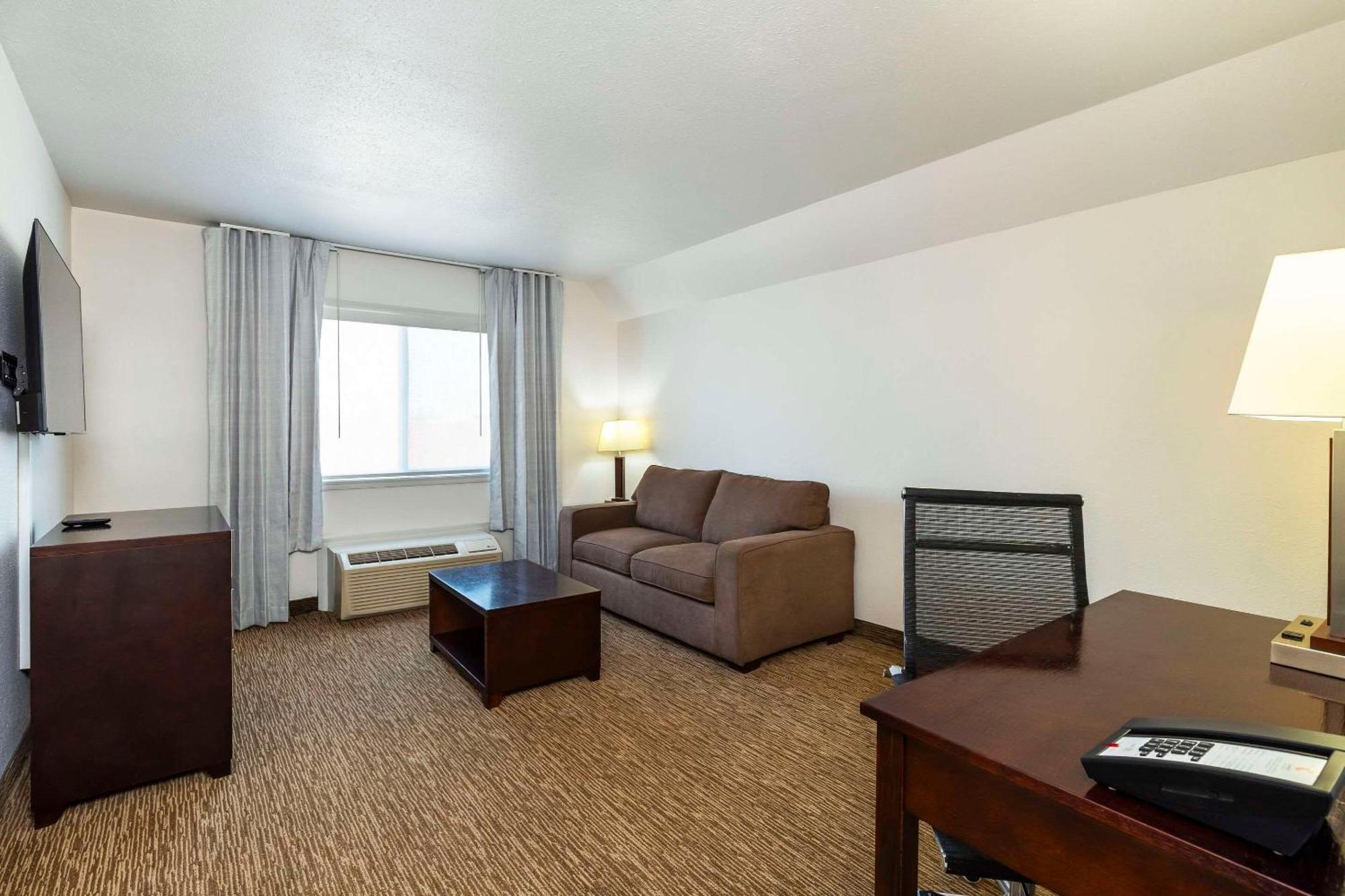 Comfort Inn & Suites Йорктон Экстерьер фото