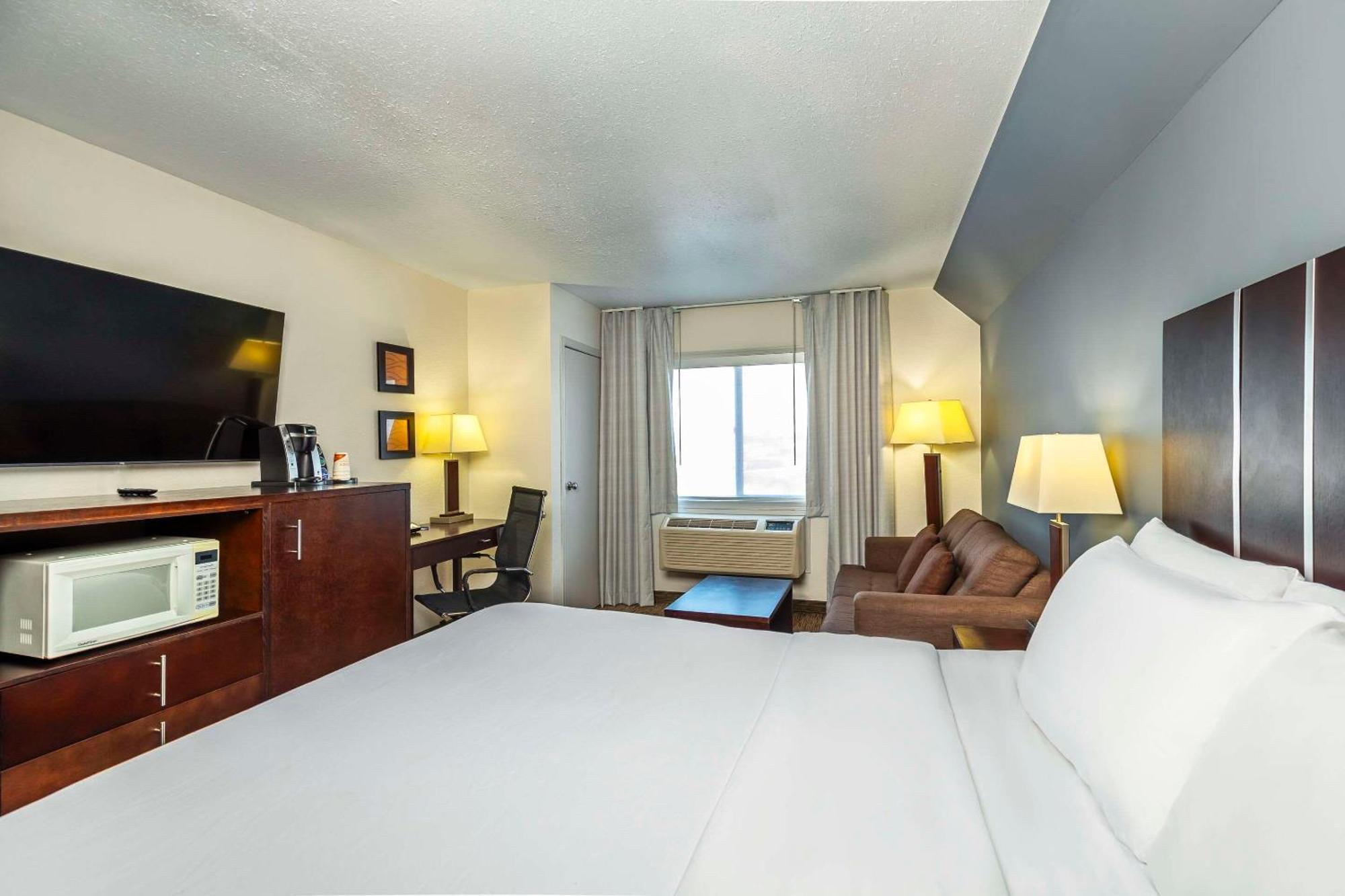 Comfort Inn & Suites Йорктон Экстерьер фото